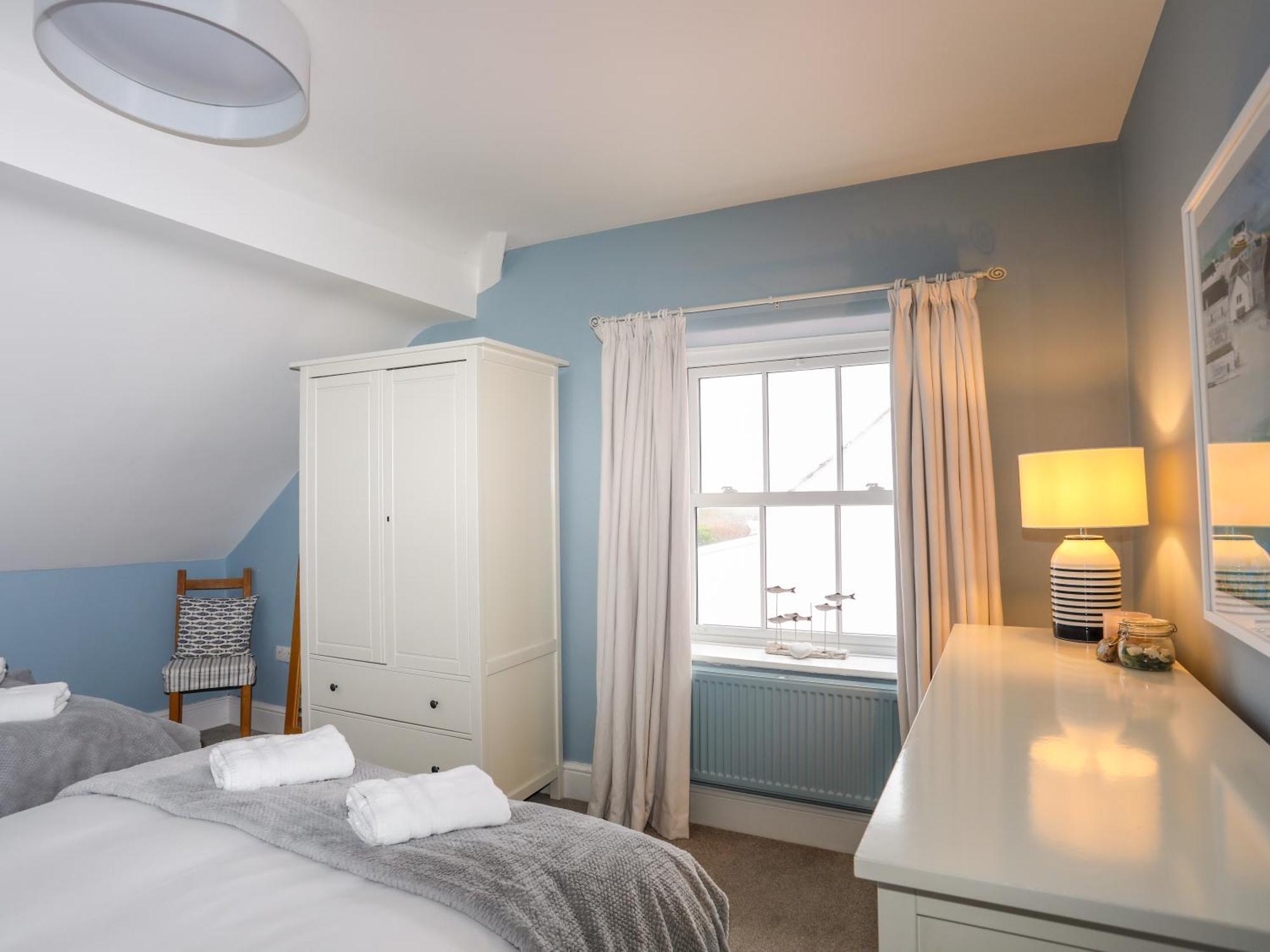Min Y Mor Trearddur Bay Villa Exteriör bild