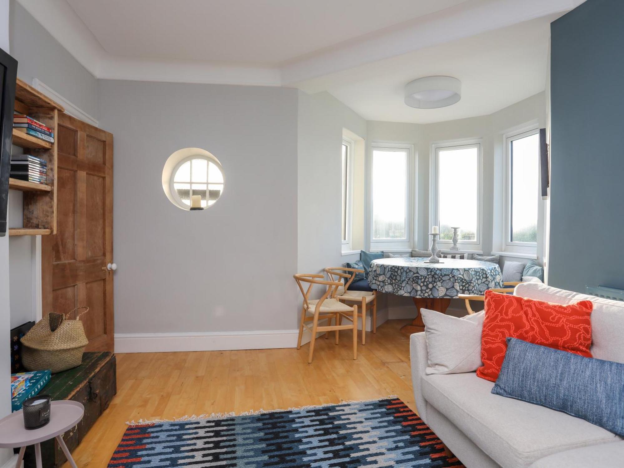 Min Y Mor Trearddur Bay Villa Exteriör bild